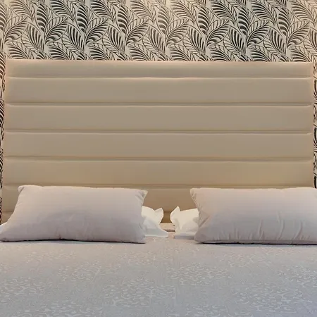 Internazionale 4* צ'סנטיקו