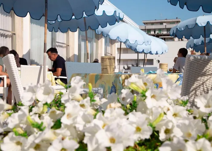 Internazionale Hotel 4*