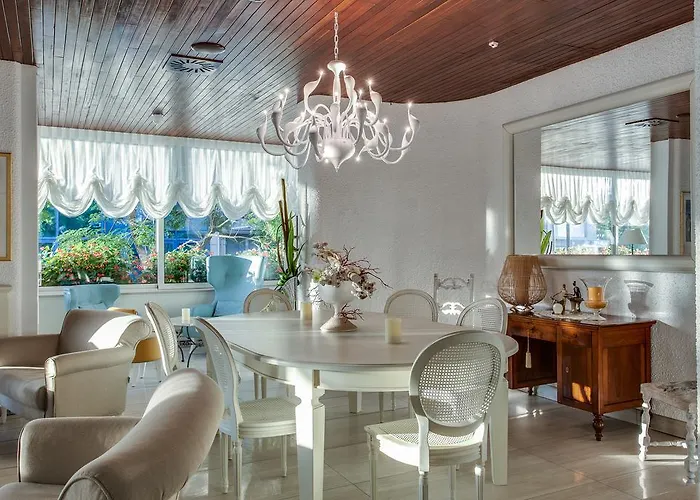 Internazionale Hotel 4*