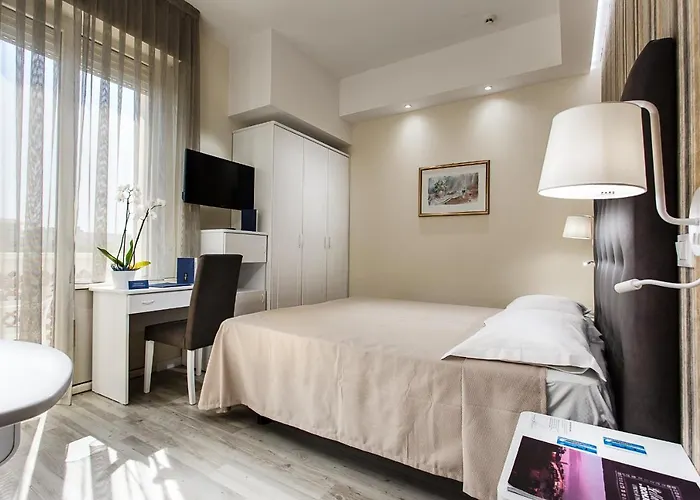 فندق Internazionale 4*